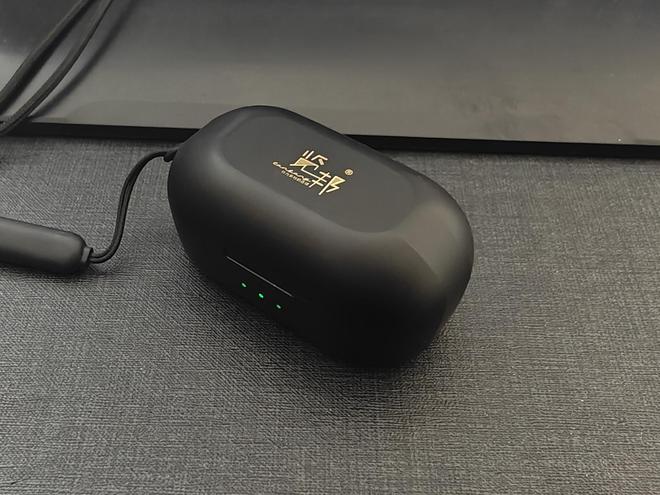 耳机大推荐千元音质体验让耳朵爽到飞起！k8凯发国际入口2025高性价比降噪(图4)
