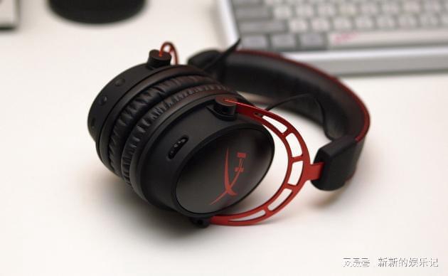 戴降噪耳机是音乐的守护者凯发k8一触即发4款头(图3)