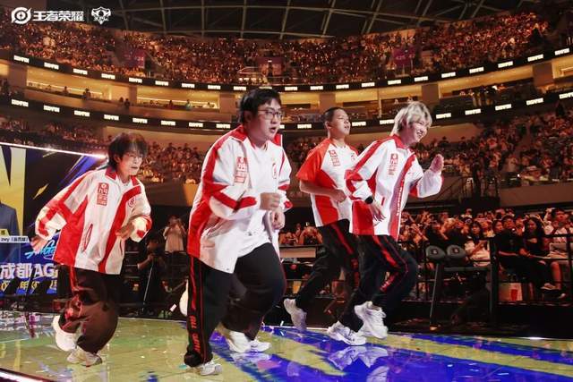 的“第七件装备”凯发入口KPL(图4)