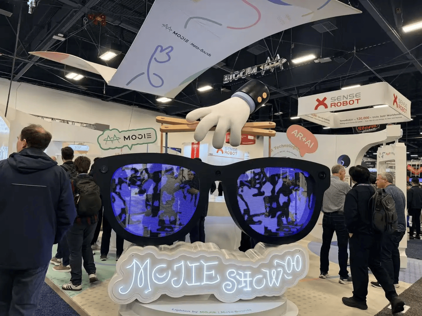 9大方向最火中企霸场机器人全明星乱斗K8凯发暴走2万步逛CES2026：(图41)